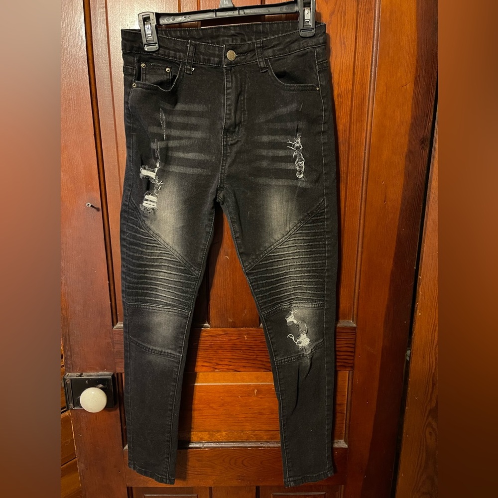 Cute Black jeans size Med!